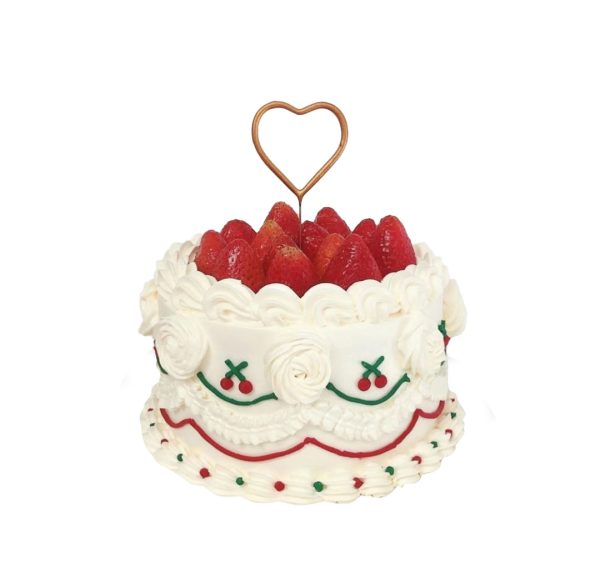 Strawberry Heart Vintage Design Cake